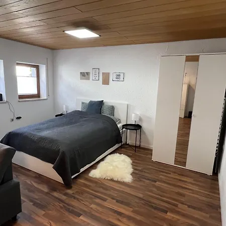 Ruhig Und Zentral Gelegenes 아파트 *